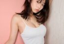 【※事故】巨乳美女「下着姿でホテルの部屋から出ちゃお（ﾌﾟﾙﾝｯ」⇒オートロックで閉め出されるｗｗｗ