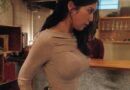 阿部なつき、ニットおっぱい！パンパンの巨乳がエロくてたまらんｗｗｗｗ【GIF動画】