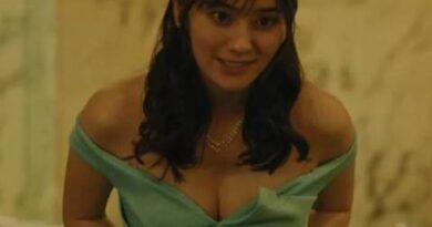 岡田結実、おっぱいエロすぎ！豊満お乳の谷間がたまらんｗｗｗｗｗｗ【GIF動画】